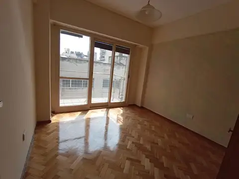 Departamento en Alquiler en Monserrat, $ 499.000