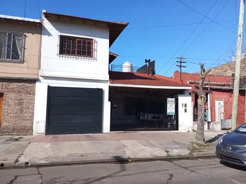 Casa de 4 Ambientes en Valentina Alsina