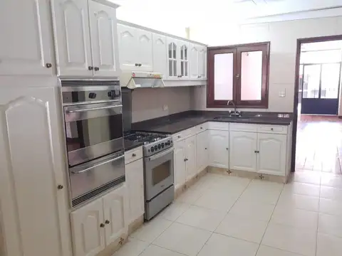 Casa en Venta en Barrio Tres Cerritos, USD 300.000