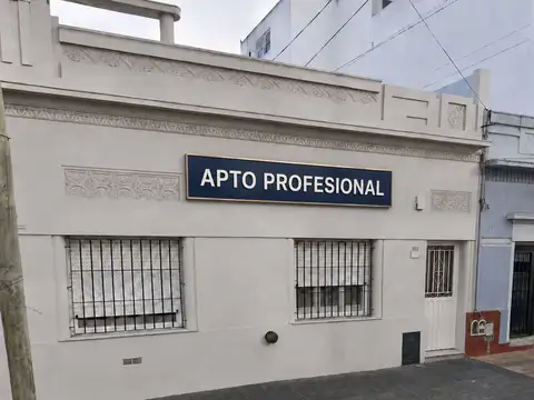 ALQUILER CASA FRENTE AL SANATORIO TRINIDAD QUILMES
