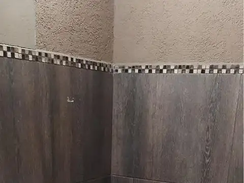 Depto Tipo Casa 4 ambientes con 2 baños