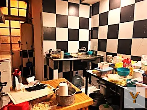 Local en Venta 60 años