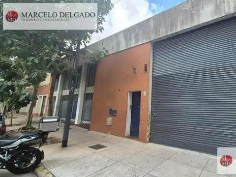 Galpón - depósito de 1118 m2 en Parque Patricios - VENTA