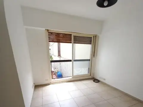 Departamento de 2 amb. - en venta Microcentro