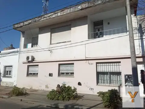 Depto Tipo Casa en Venta de 2 ambientes