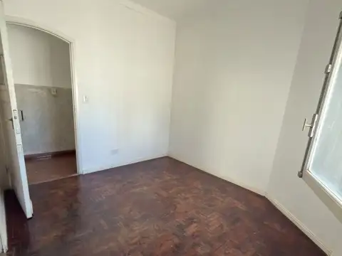 Avenida Forest 1300, Piso 4