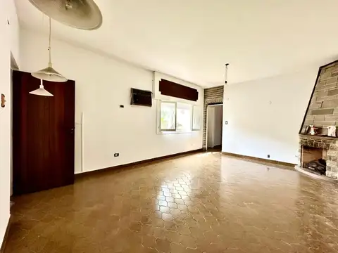 Depto Tipo Casa en Alquiler de 2 dormitorios