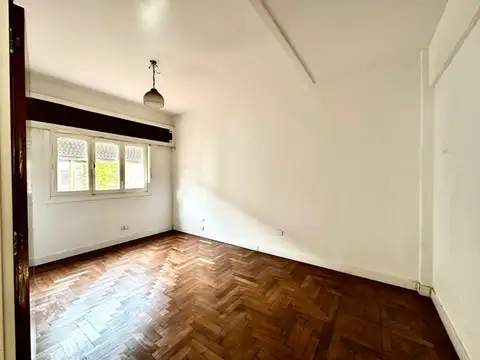 Depto Tipo Casa en Alquiler 40 años