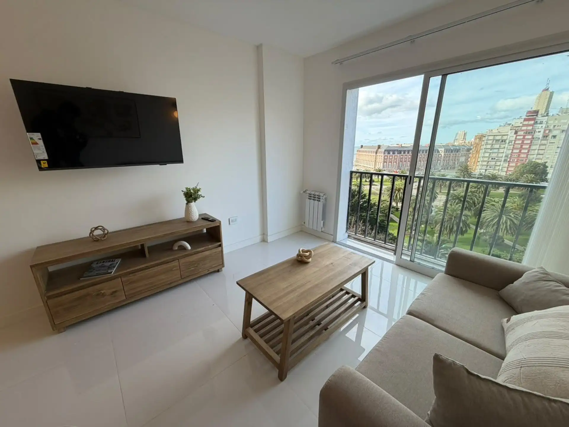 Departamento en venta 2 ambientes con balcón francés - Plaza Colón