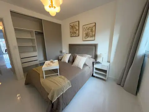 Departamento en venta 2 ambientes con balcón francés - Plaza Colón