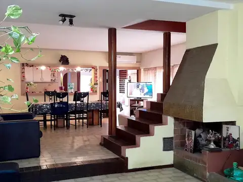 Exc. Casa 5Amb C/Piscina + Patio, Terraza Garaje y Cochera