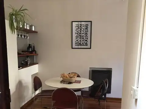 Depto Tipo Casa 3 ambientes con 2 baños