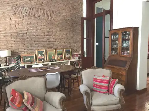 Depto Tipo Casa en Alquiler de 2 dormitorios