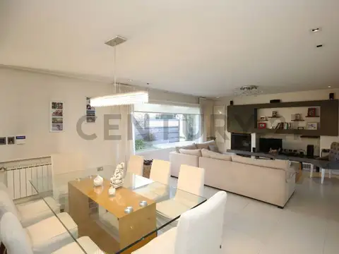 Casa en Venta en Villa Elisa, USD 342.000