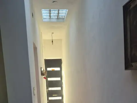 Casa 5 ambientes con 1 baño