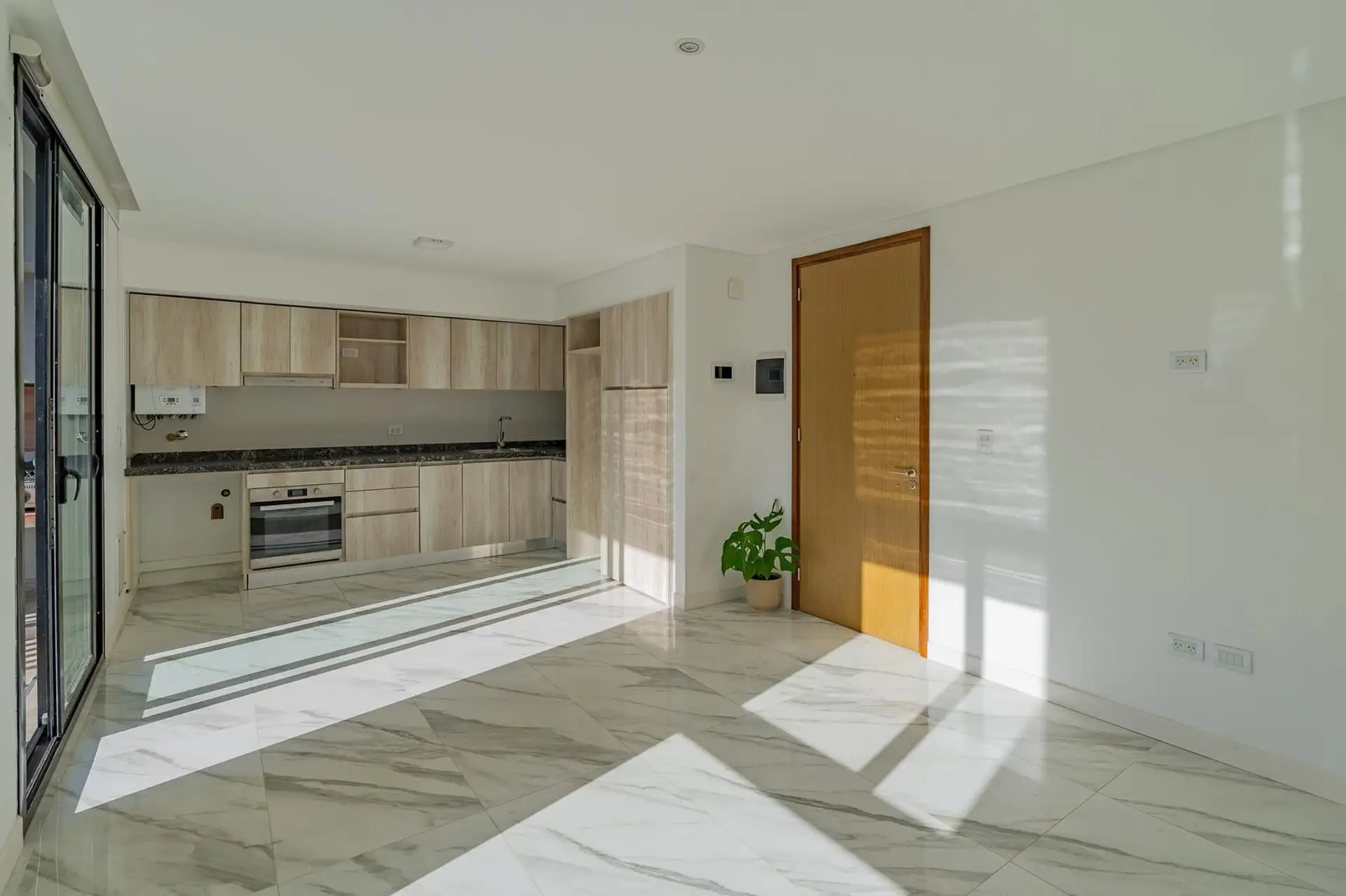 Depto 2 amb, 42m² con cochera y baulera — Essence Belladonna