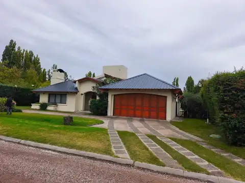 Casa en Venta en Vistalba, Lujan de Cuyo