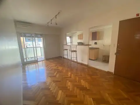 Venta departartamento 2 amb. en Belgrano c/ balcón