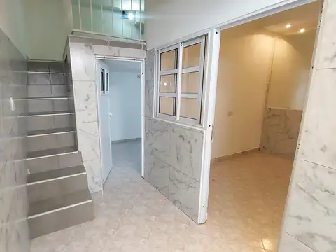 Depto Tipo Casa en Alquiler de 2 ambientes