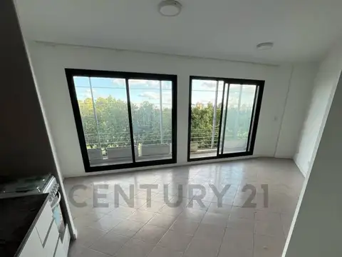 Jeanette Campbell 4500, Piso 4