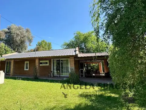 Casa en Venta con 1 cochera