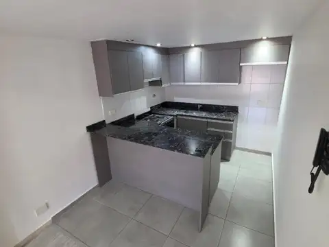 Departamento en Alquiler en Liniers, $ 650.000