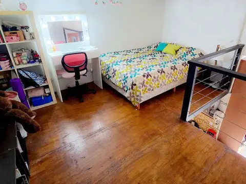Depto Tipo Casa en Venta 64 años