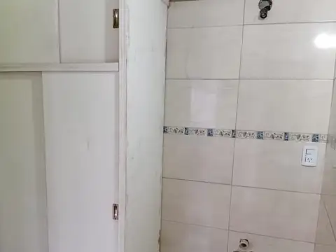 Departamento en Alquiler en Isidro Casanova, $ 220.000