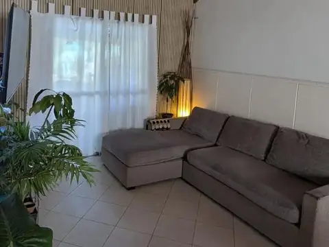 Jardines de Escobar al 100