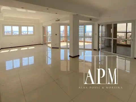 Departamento en Venta de 6 ambientes