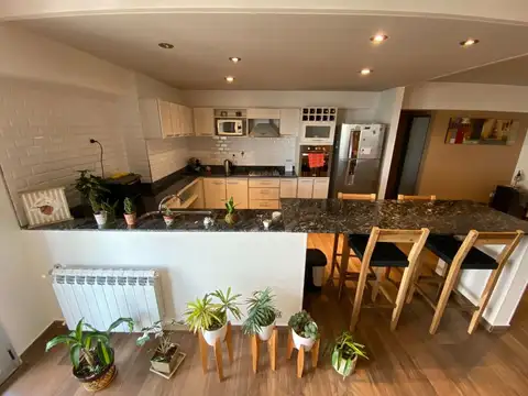 Departamento en Venta con 1 cocheras