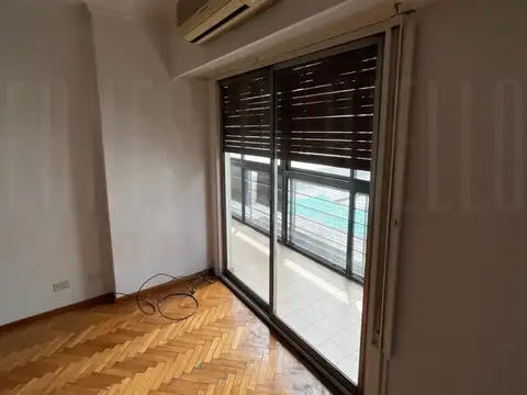 VENTA DPTO 3 AMBIENTES CON DEPENDENCIA DE SERVICIO.QUILMES CENTRO