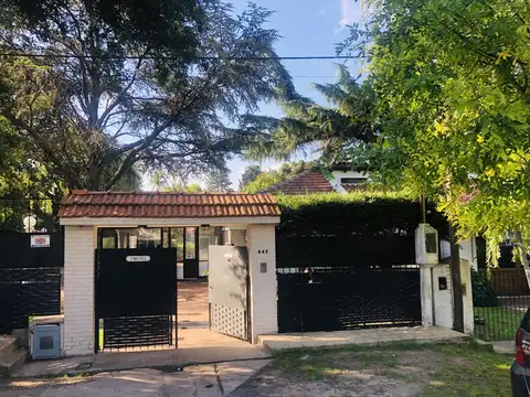Terreno - Venta - Cent/462 y 464 - City Bell - Alberto Dacal Propiedades