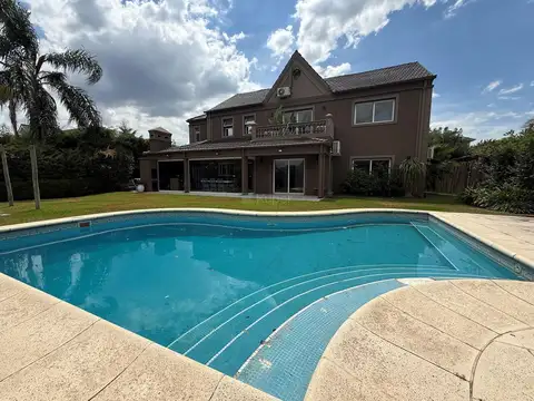 Casa en Alquiler al Noroeste