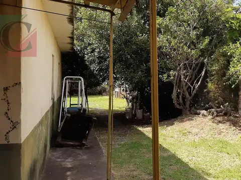 Terreno 8,66 x 62,75 mts  Lanús Este