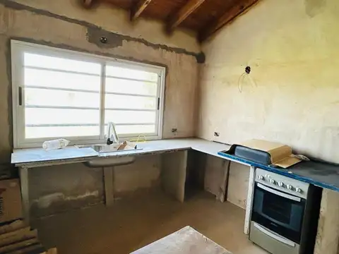 VENTA CASA EN BARRIO CINACINA MERCEDES B.