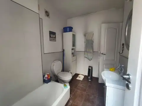 Depto Tipo Casa en Venta con 1