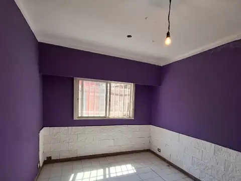 PH de tres ambientes en alquiler en Isidro Casanova