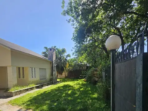 Casa en Alquiler en Granadero Baigorria, $ 2.400.000