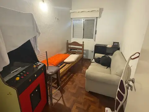 Depto Tipo Casa en Venta 50 años