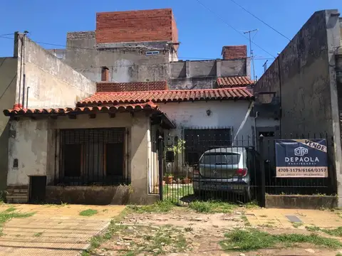 GRAN OPORTUNIDAD ! CASA EN LOTE PROPIO DE 3 AMBIENTES