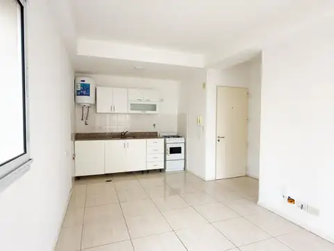 Raquel Español 500, Piso 4°