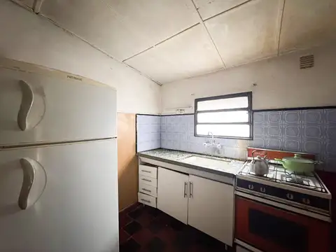 CASA EN VENTA 3 AMBIENTES EN MERLO