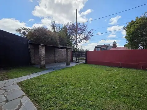Casa en Venta con 1 cochera