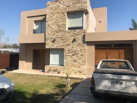 CASA EN VENTA