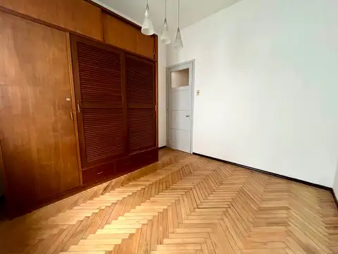 Departamento en Alquiler 80 años