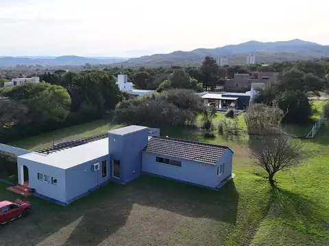 CASA VENTA 3 DORMITORIOS COUNTRY CAUSANA