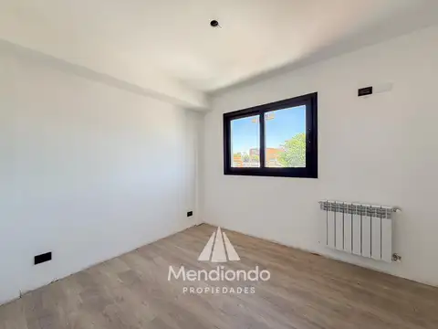 Corrientes al 2900 - Aldrey / Chauvín