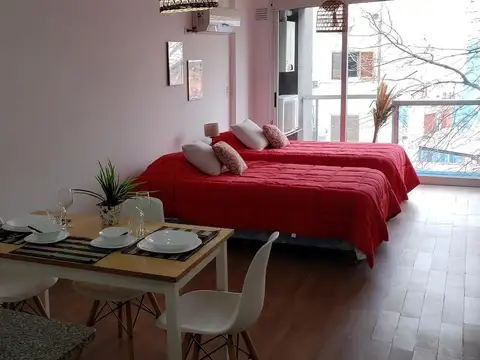 Hermoso y funcional departamento monoambiente Palermo Soho con pileta