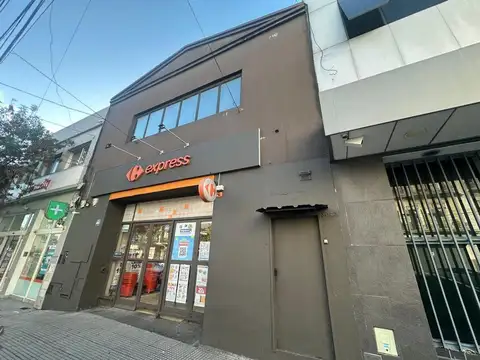 Oficina 2 amb amplios sin expensas con entrada independiente